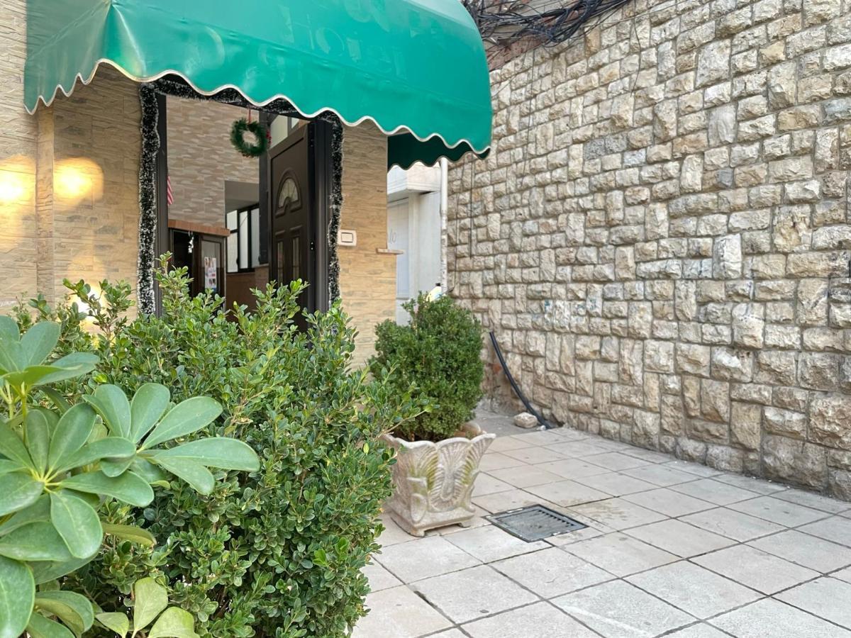 Tirana Inn Hotel Exteriér fotografie